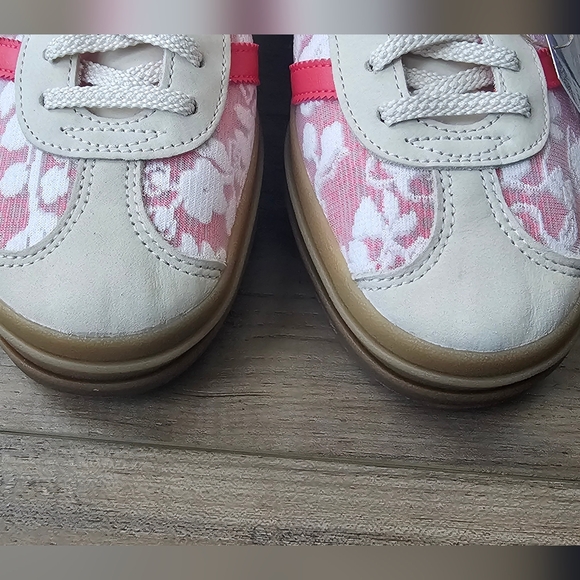 Adidas Gazelle Bold Red and White Sneakers - Picture 11 of 17